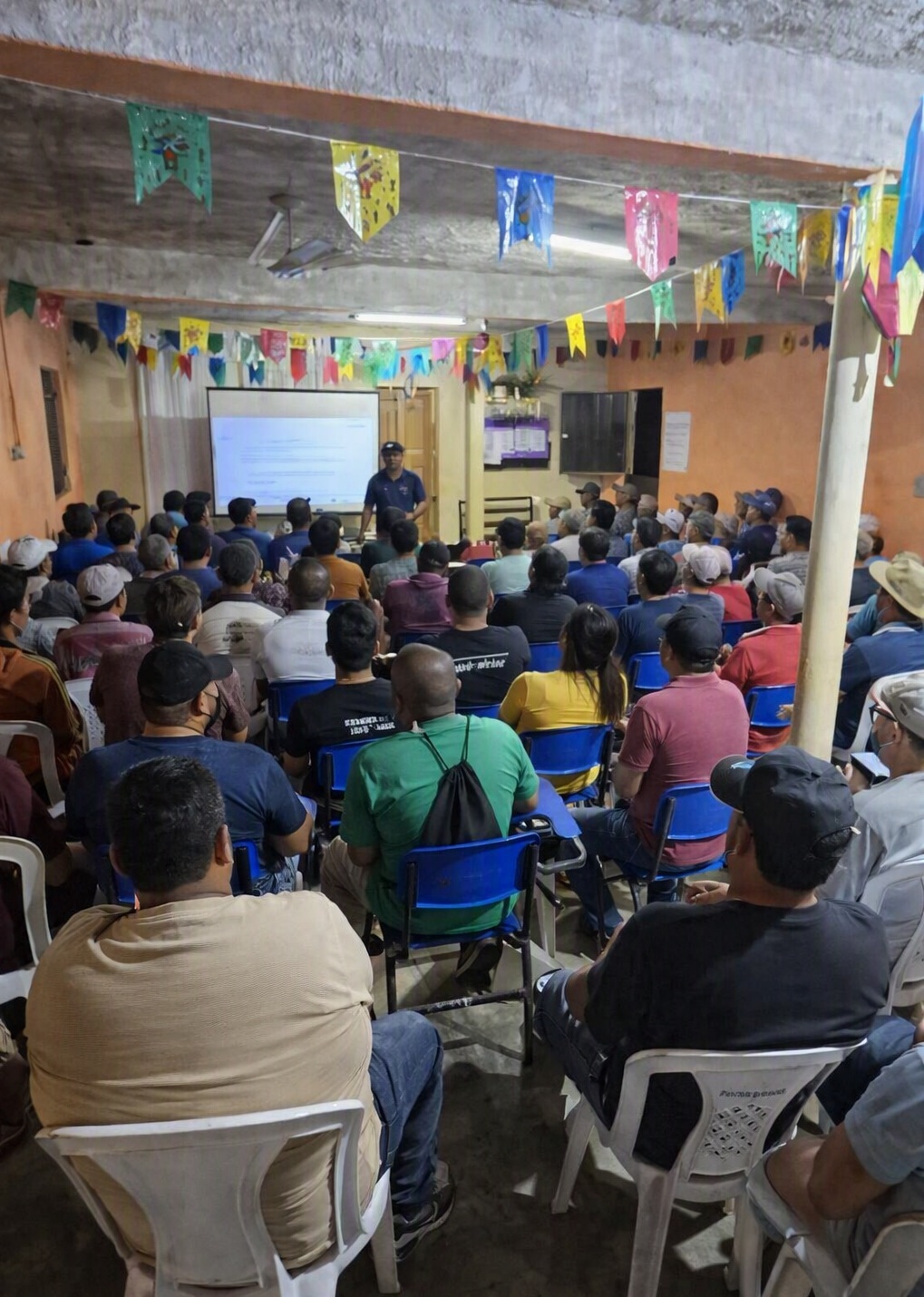 Reunião Ordinária dos Associados, realizada em formato híbrido, assegurando a participação presencial e virtual.